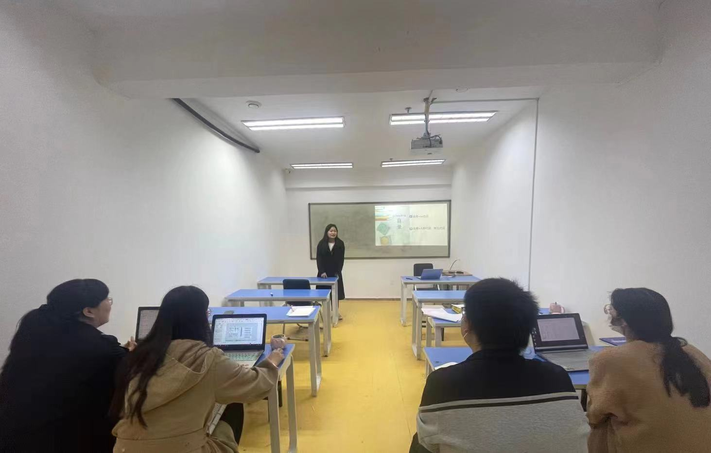 【众优教育 · 明星教师】李玲莉:凡是内心相信的,都是可以达到的(图7) 【众优教育 · 明星教师】李玲莉:凡是内心相信的,都是可以达到的(图7)